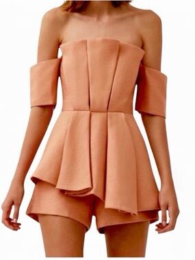 C/MEO Collective Need Nobody Off the Shoulder Short Sleeve Romper Shorts Small